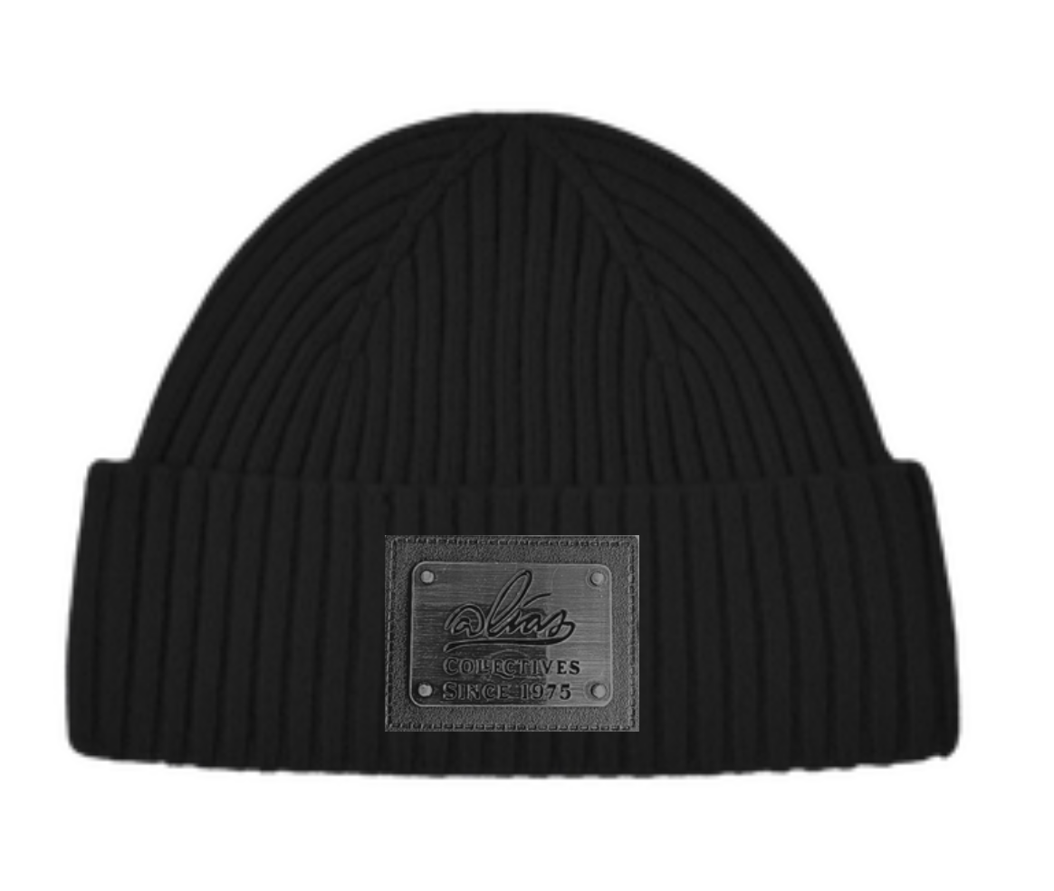 Signature beanie hat black
