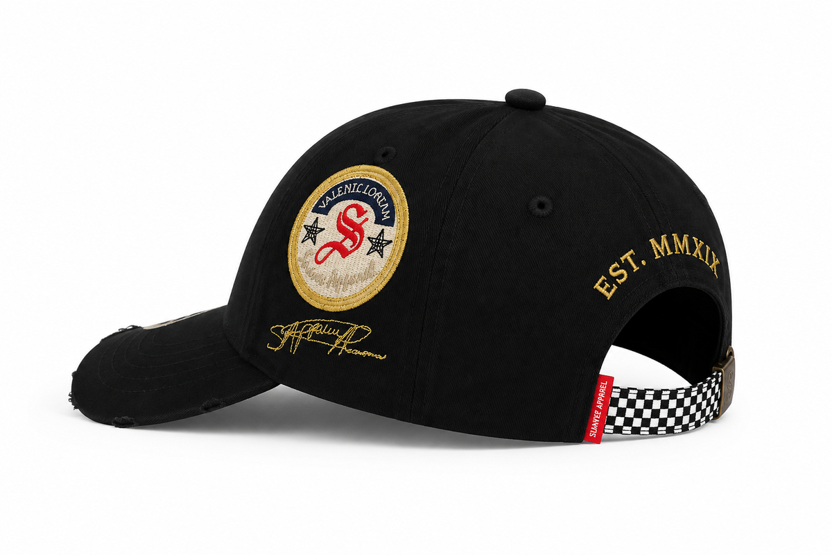 Medallion trucker cap black